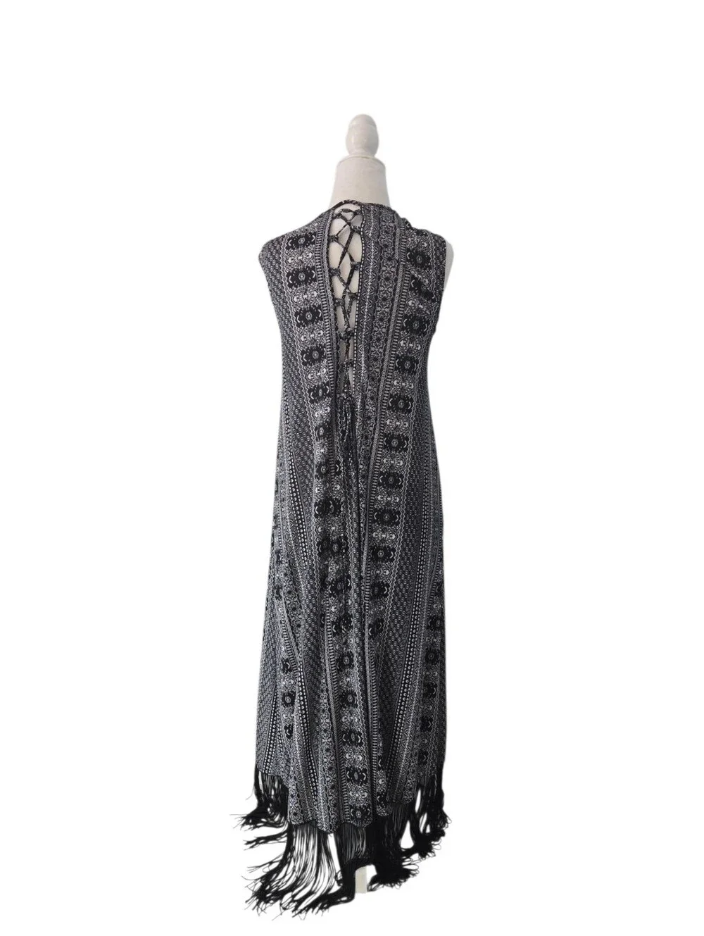 Rue 21 Vest/Kimono with Fringe Black size Medium
